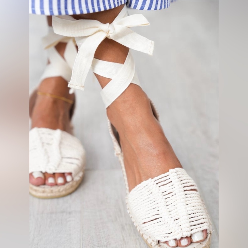 Brand new MIA espadrilles, lace up